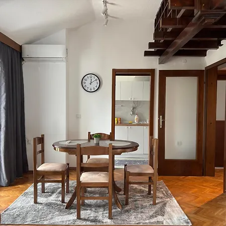 Vesa - Center Old Bazaar Apartment *